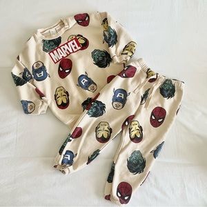 H&M Marvel Superhero sweatshirt pant set 2T